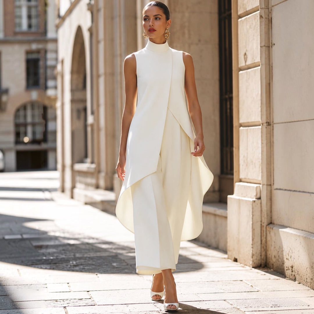 Daniela | Mono Elegante de Cuello Alto con Top Drapeado