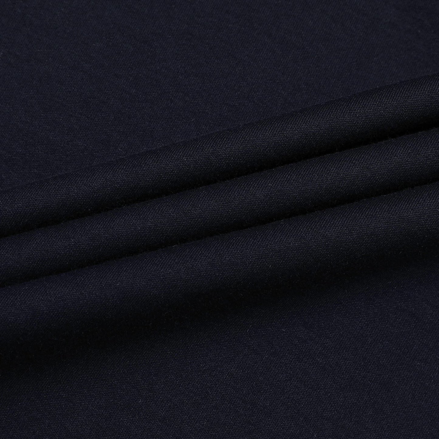 LERICI | CAMISETA HOMBRE DOBLE CAPA CUELLO Y BAJO EN CONTRASTE