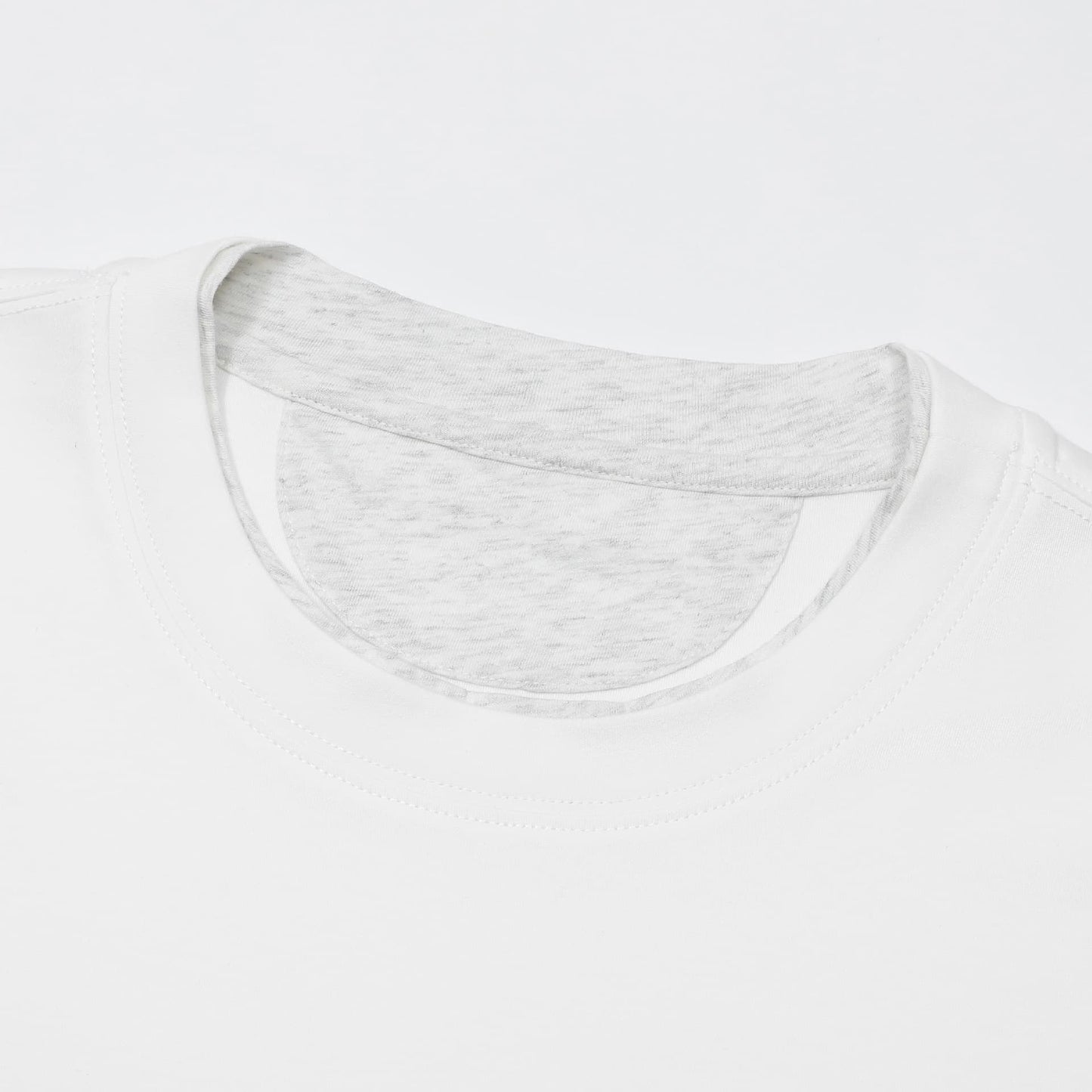 LERICI | CAMISETA HOMBRE DOBLE CAPA CUELLO Y BAJO EN CONTRASTE