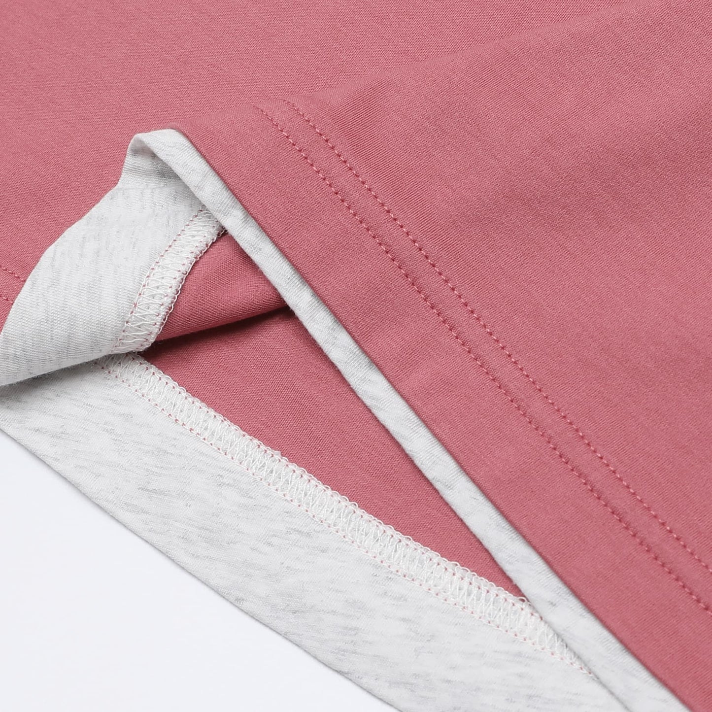 LERICI | CAMISETA HOMBRE DOBLE CAPA CUELLO Y BAJO EN CONTRASTE