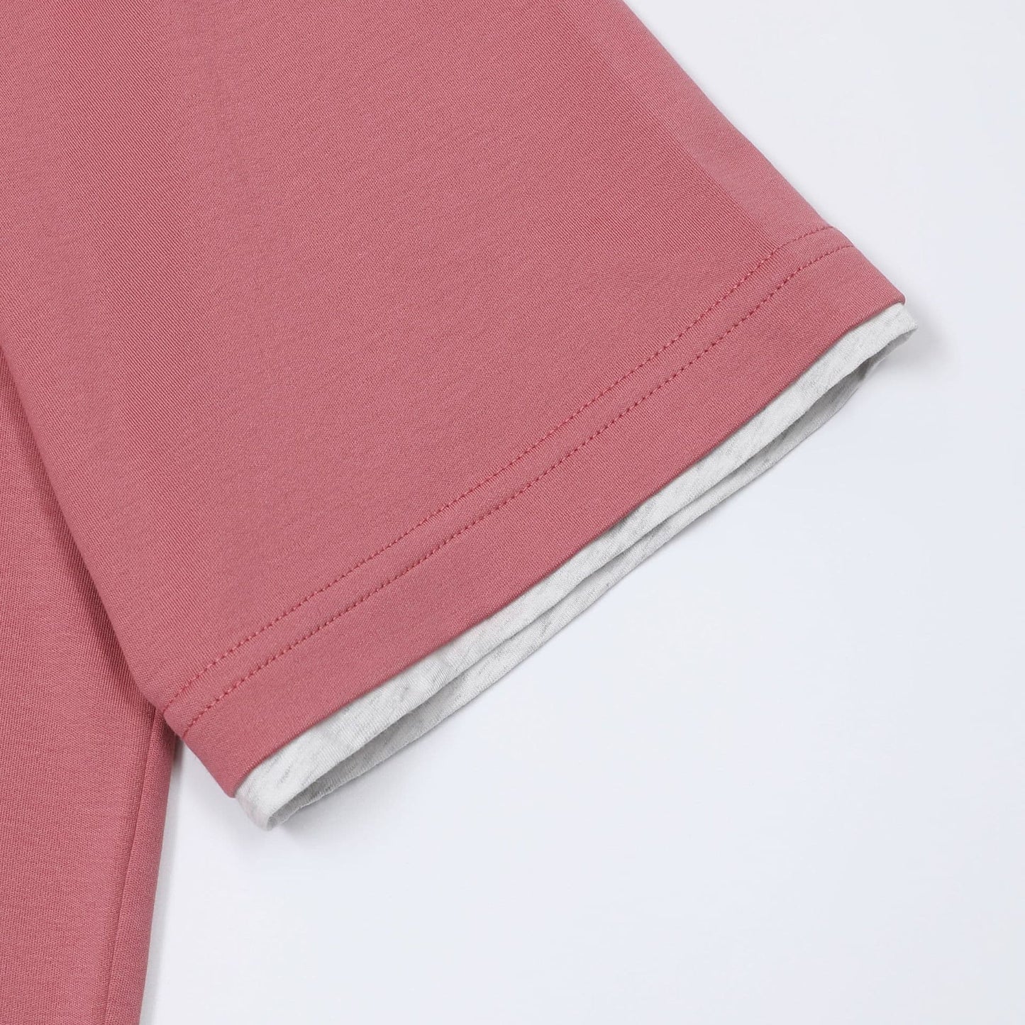 LERICI | CAMISETA HOMBRE DOBLE CAPA CUELLO Y BAJO EN CONTRASTE