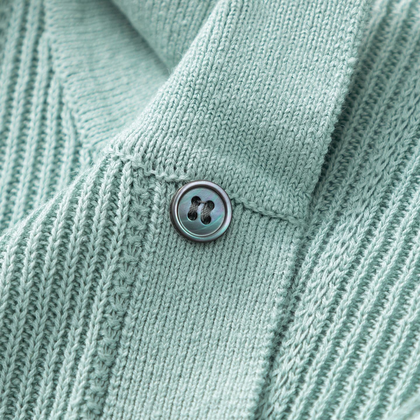 SESTRI | POLO HOMBRE DE LINO CANALÉ GRUESO CUELLO ABIERTO