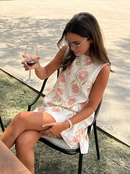 Abril | Vestido Corto Floral Bordado Sin Mangas Mujer Cuello Alto