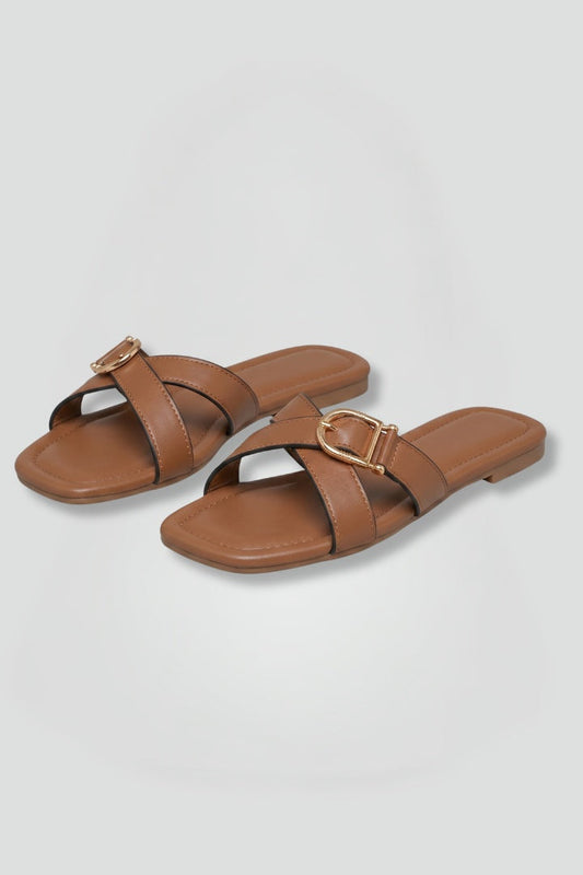 Covadonga | Sandalias Planas Tiras Cruzadas Mujer Hebilla